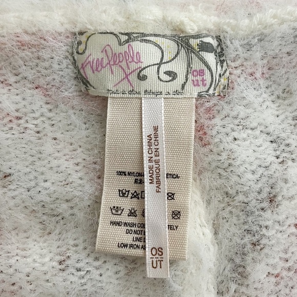 Free People OS Mermaid Eyelash Cocoon Cardi
Open Sweater Soft Knit Cardigan Pink - Picture 11 of 13